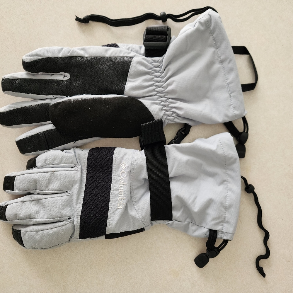 Columbia Brand Snow Gloves- Gray and Black Size Small